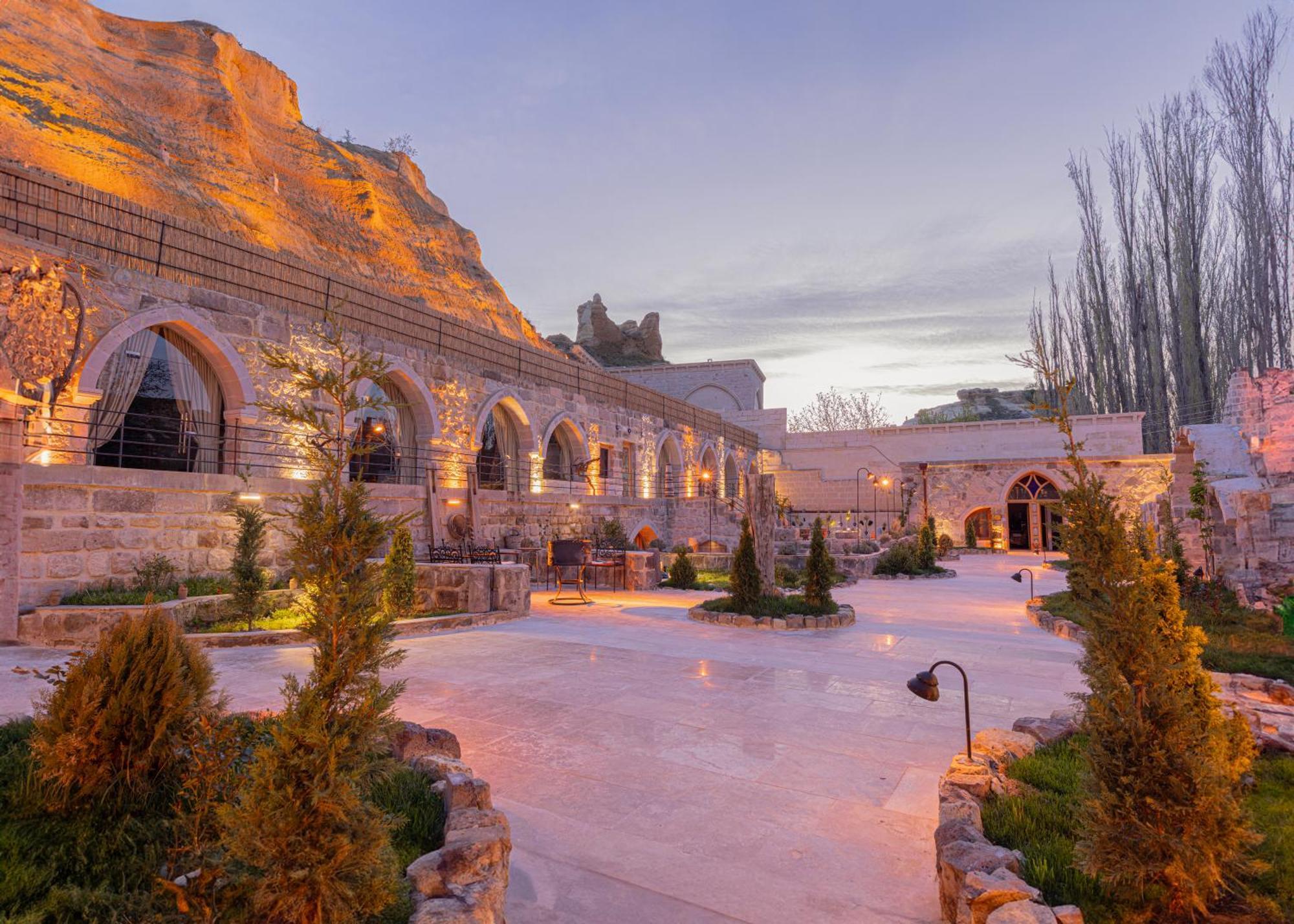 Sur Cave Hotel Ürgüp Exterior foto